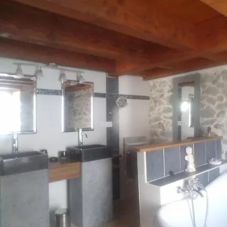 Les Maisons D'ustou. Alpesi faház *