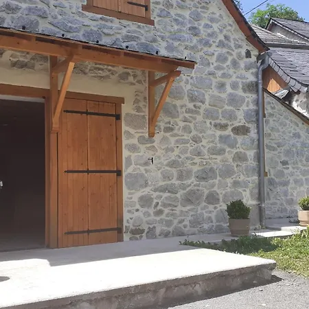 Alpstuga Les Maisons D'ustou. Ustou
